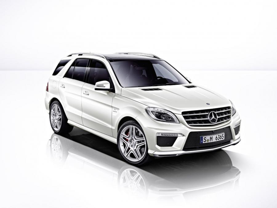  Mercedes-Benz ML63 AMG 2012 года  (фото 50 из 70)